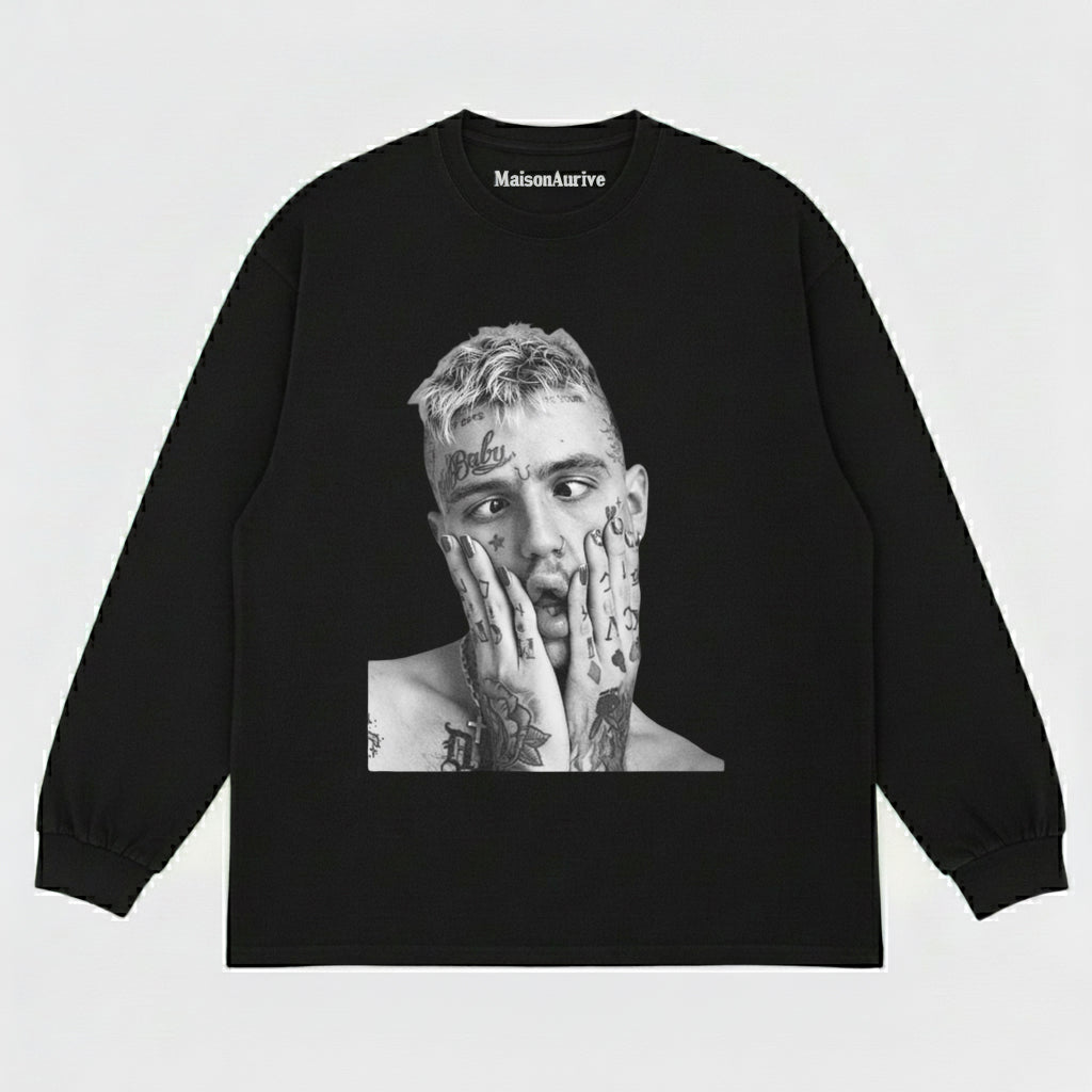 メゾンオーリヴ ヴィンテージウォッシュドTシャツ:ダークタトゥー & ムードポートレート チャコール