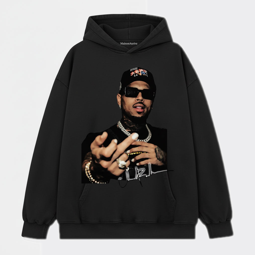 MaisonAurive Washed Hip-Hop Tee – Chain Gesture Portrait Waterwashed Charcoal