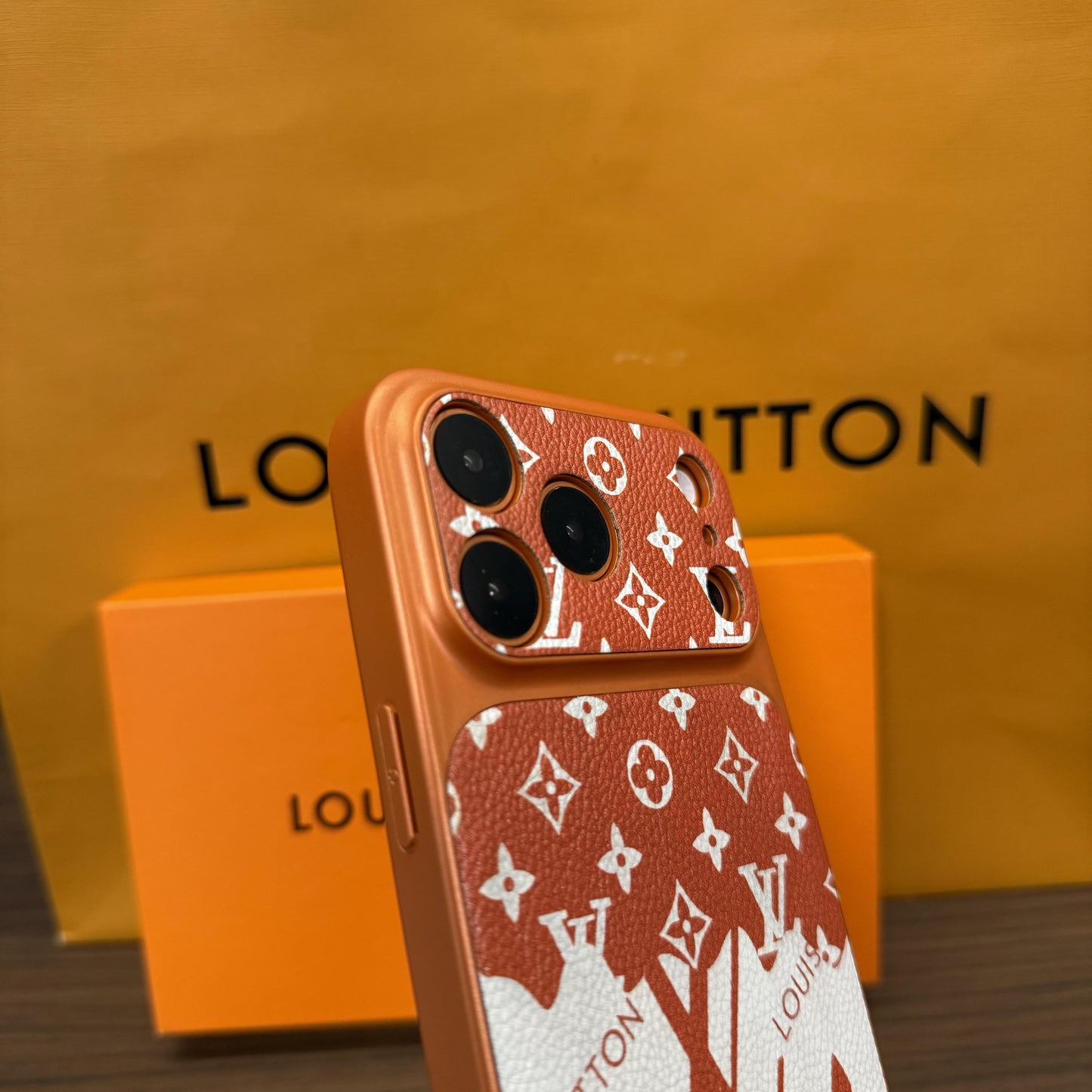 Illustration-stil Monogram Læder iPhone etui