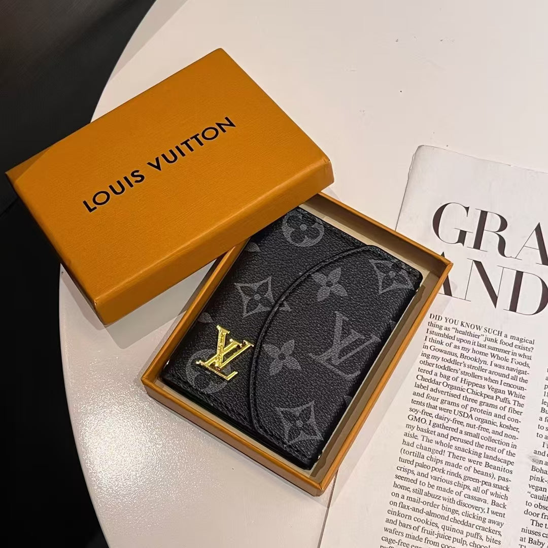 Luksus Lou & Luksus-inspireret Monogram Compact Wallet Collection