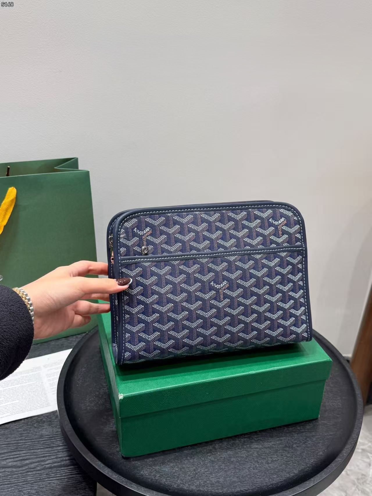 Essential clutch taske til mænd