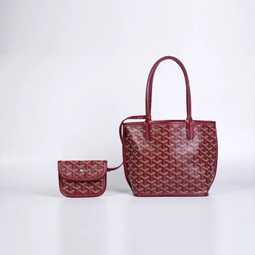 Parisian Luxury Geometric Tote Bag – Elegant & Versatile 013