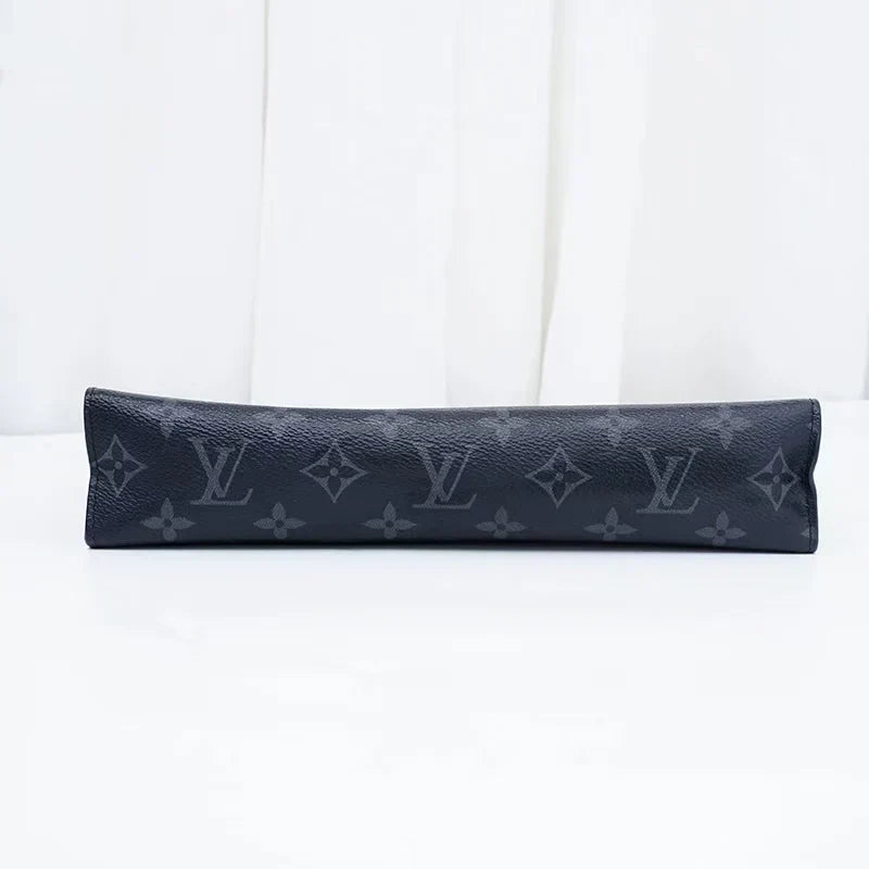 Pochette con monogramma urbano