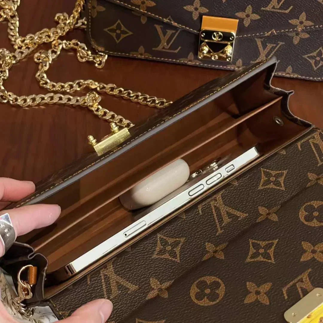 حقيبة قماش مونوغرام محمولة باليد على شكل سلسلة كروس للهاتف المحمول