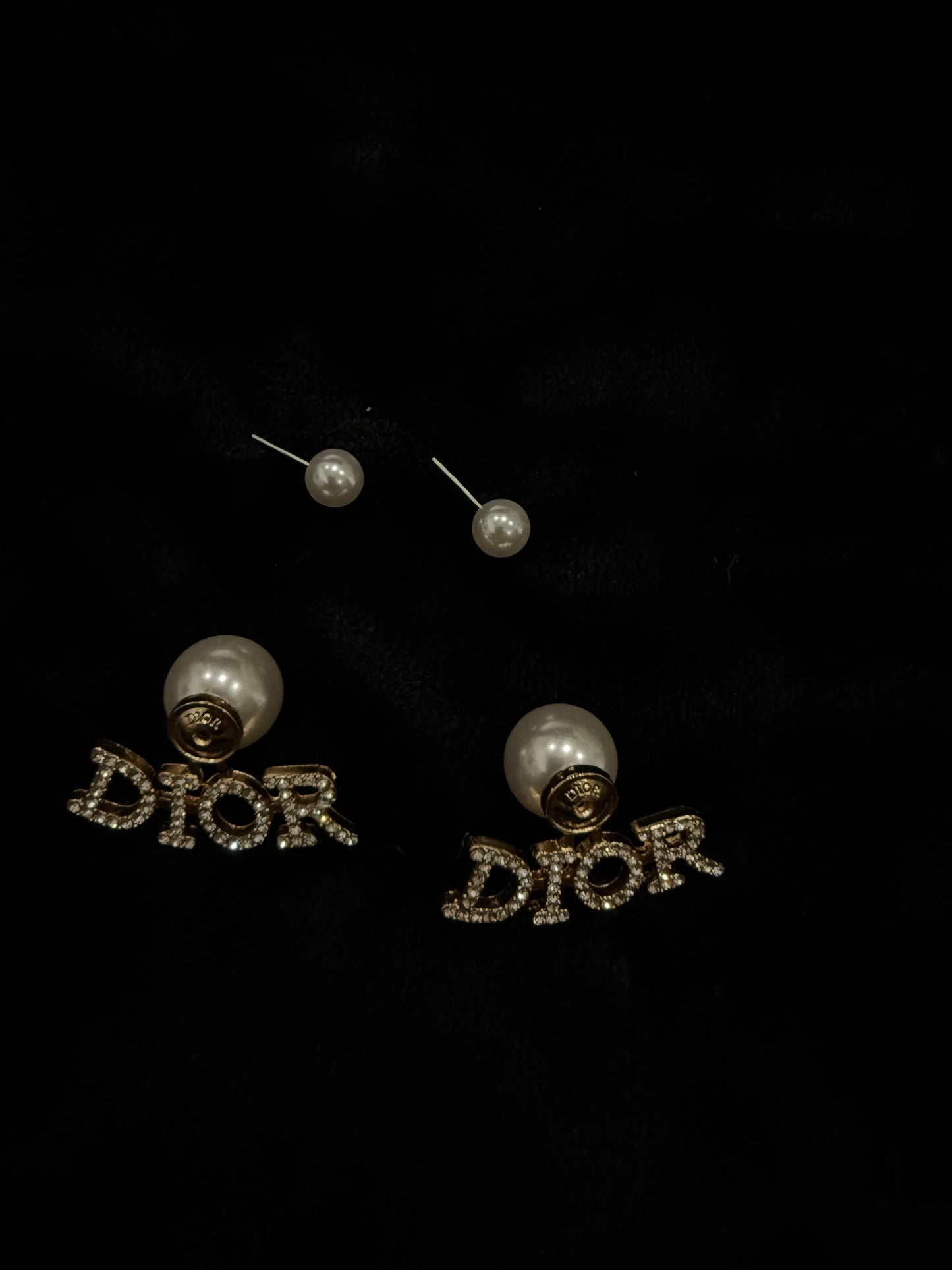 Boucle d'oreille en perles et diamants D!0r avec pochette cadeau et boîte