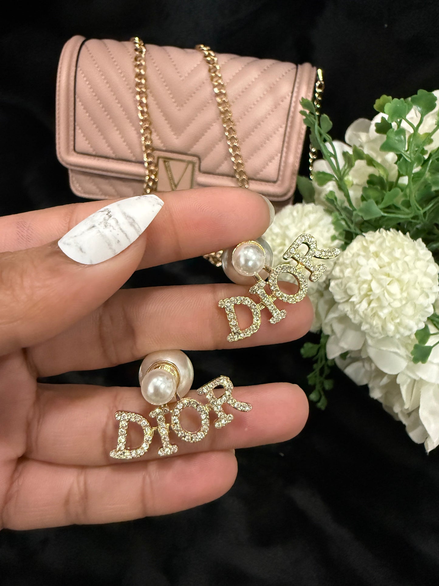 Boucle d'oreille en perles et diamants D!0r avec pochette cadeau et boîte