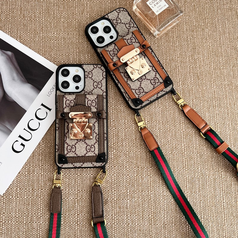 حقيبة بطاقات مميزة بسلسلة كلاسيكية لهاتف iPhone