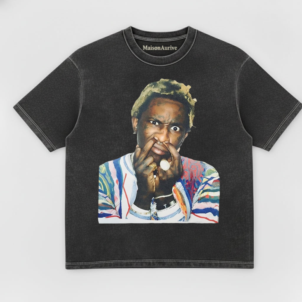 טי גרפי של MaisonAurive Washed Hip Hop Icon - בהשראת בריון צעיר