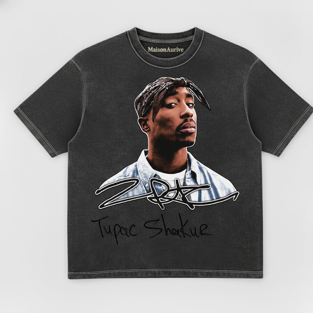 MaisonAurive ウォッシュド ブラック T シャツ – トゥパック シャクールの象徴的なポートレート シグネチャー グラフィック