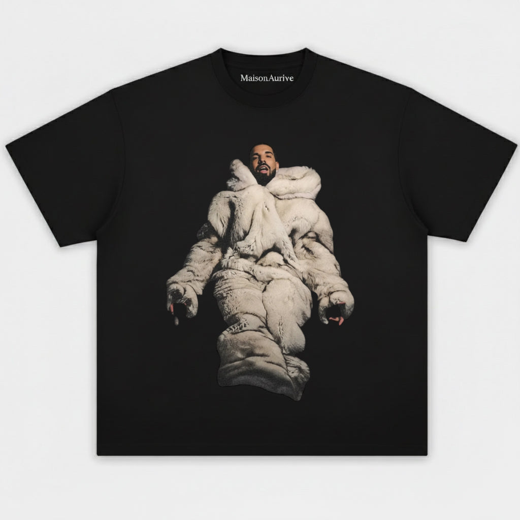 MaisonAurive ウォッシュド ヒップホップ T シャツ – ブラック |ホワイト |ウォーターウォッシュ グレー - ファー コートのポートレート グラフィック