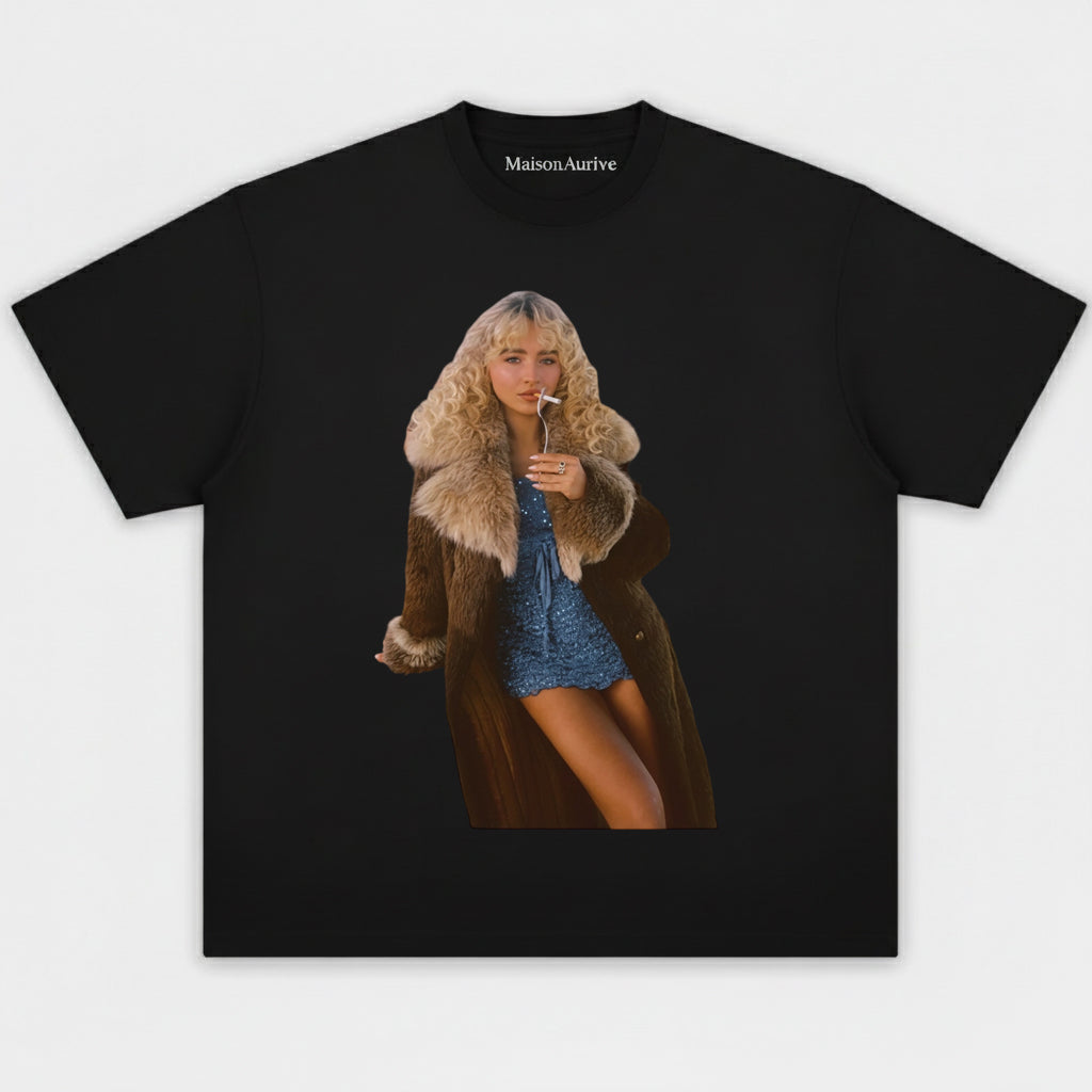 חולצת היפ-הופ מכובסת של MaisonAurive - בגדי רחוב מסוגננים לדיוקנאות