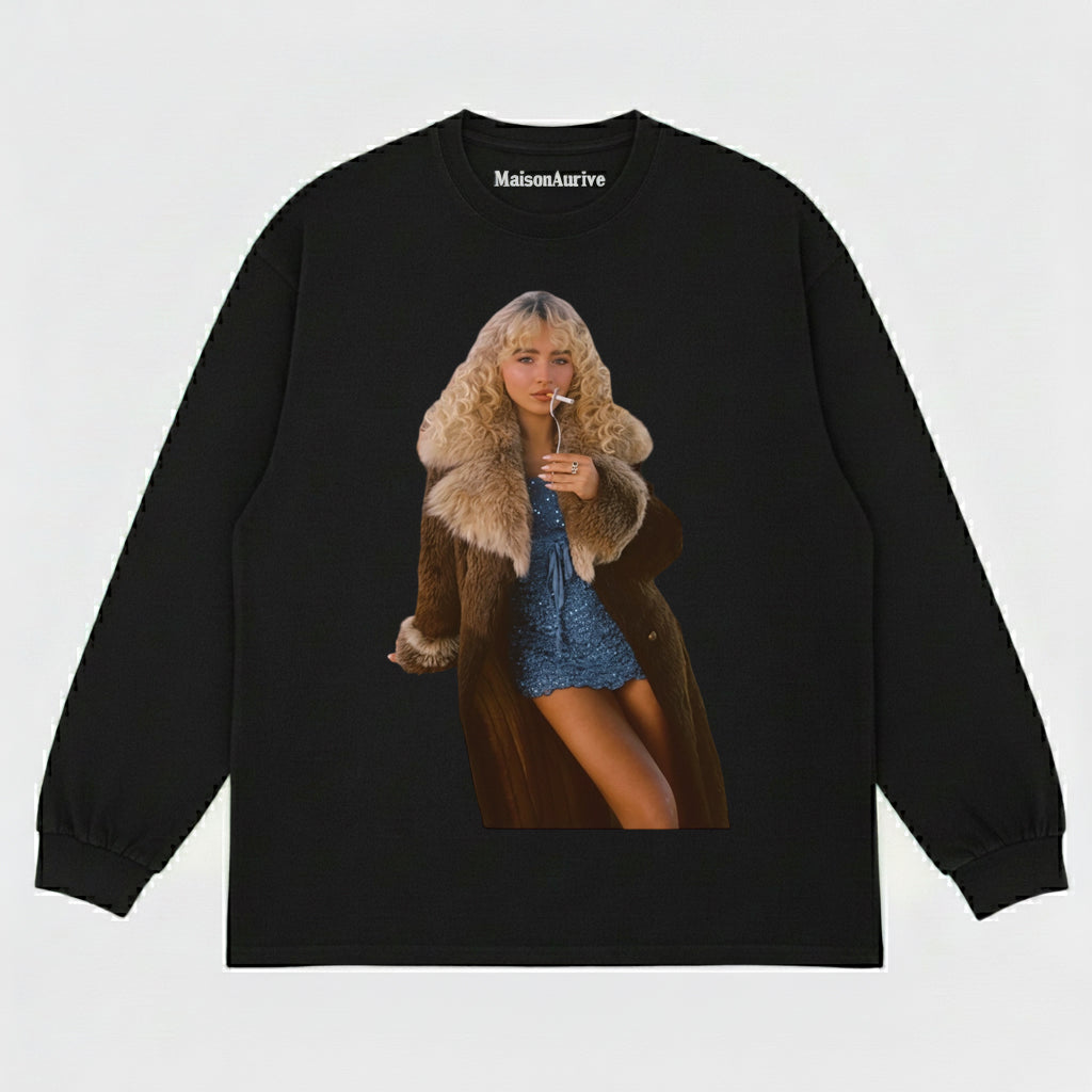 חולצת היפ-הופ מכובסת של MaisonAurive - בגדי רחוב מסוגננים לדיוקנאות