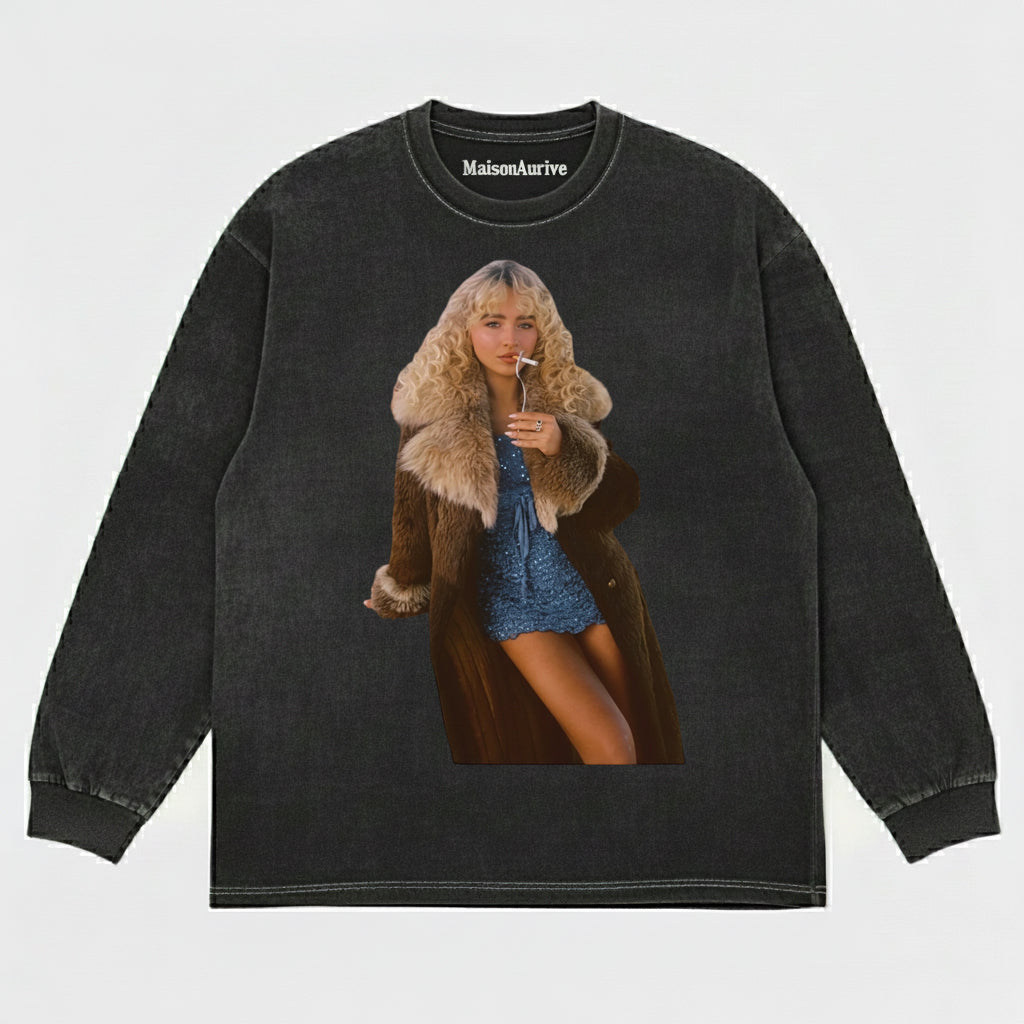 חולצת היפ-הופ מכובסת של MaisonAurive - בגדי רחוב מסוגננים לדיוקנאות