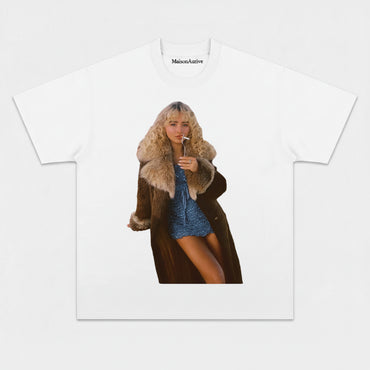 חולצת היפ-הופ מכובסת של MaisonAurive - בגדי רחוב מסוגננים לדיוקנאות