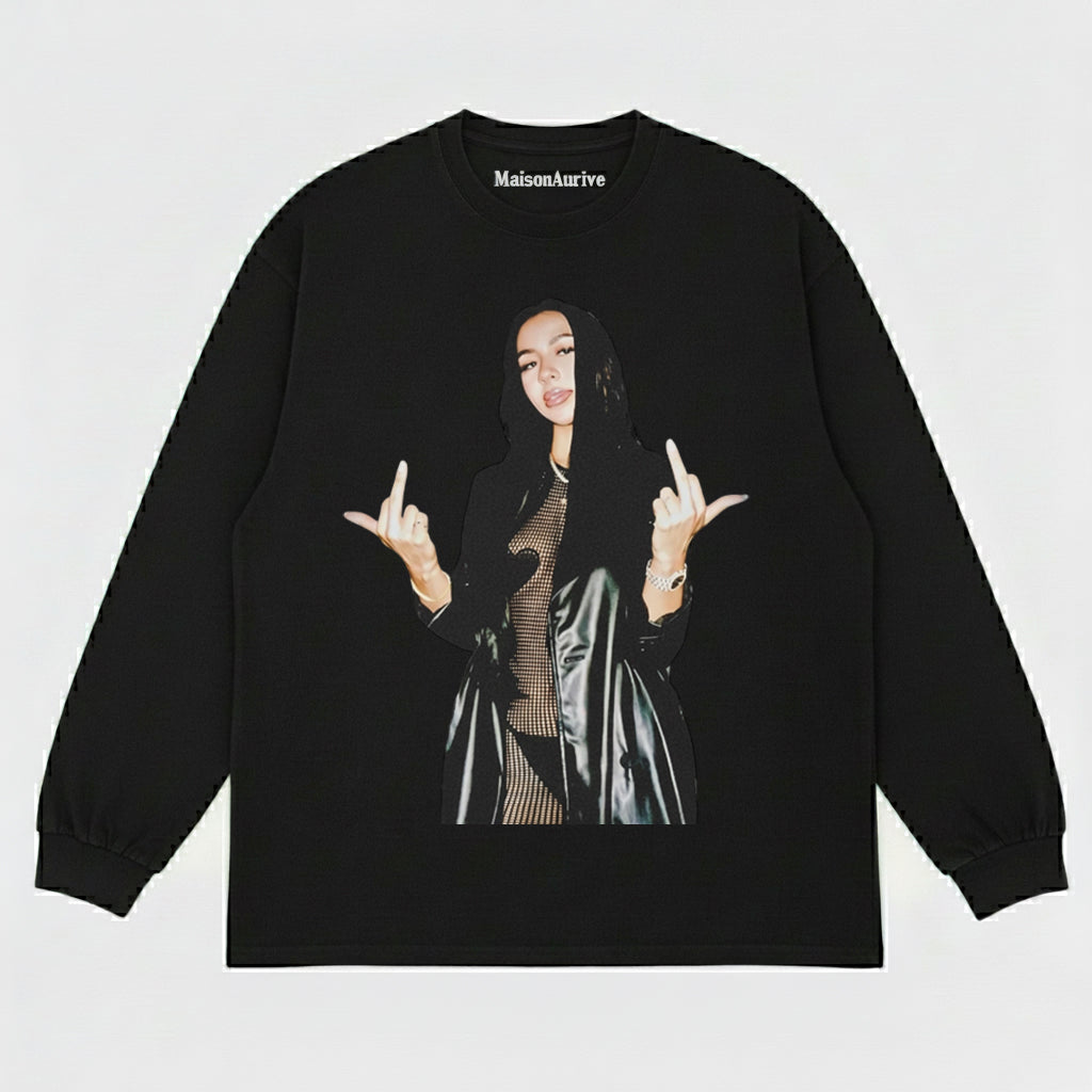 Camiseta de hip-hop lavada MaisonAurive - Retrato de gesto callejero Carbón