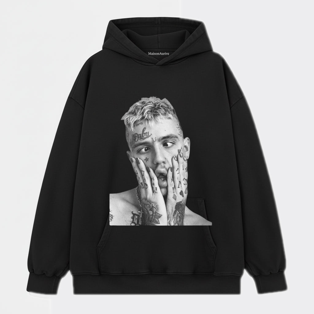 メゾンオーリヴ ヴィンテージウォッシュドTシャツ：ダークタトゥー & ムードポートレート チャコール