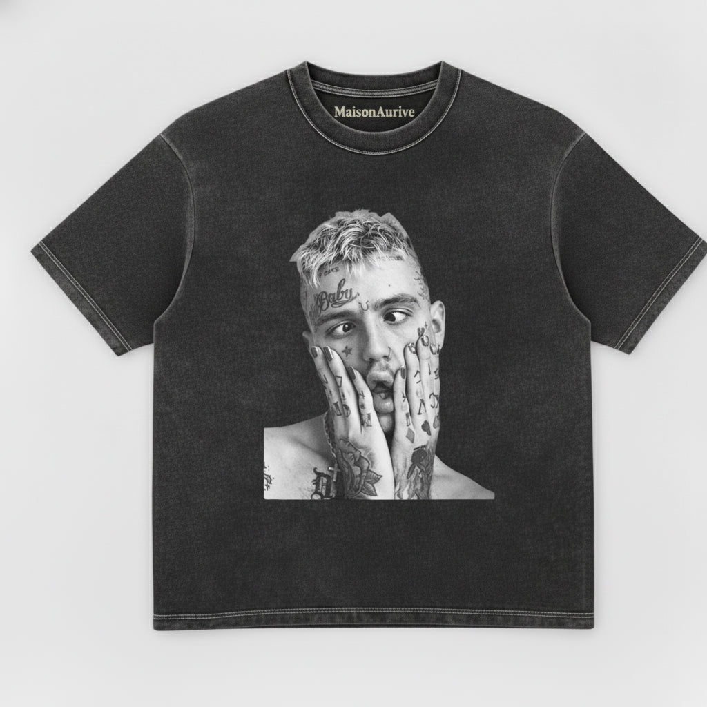 メゾンオーリヴ ヴィンテージウォッシュドTシャツ：ダークタトゥー & ムードポートレート チャコール