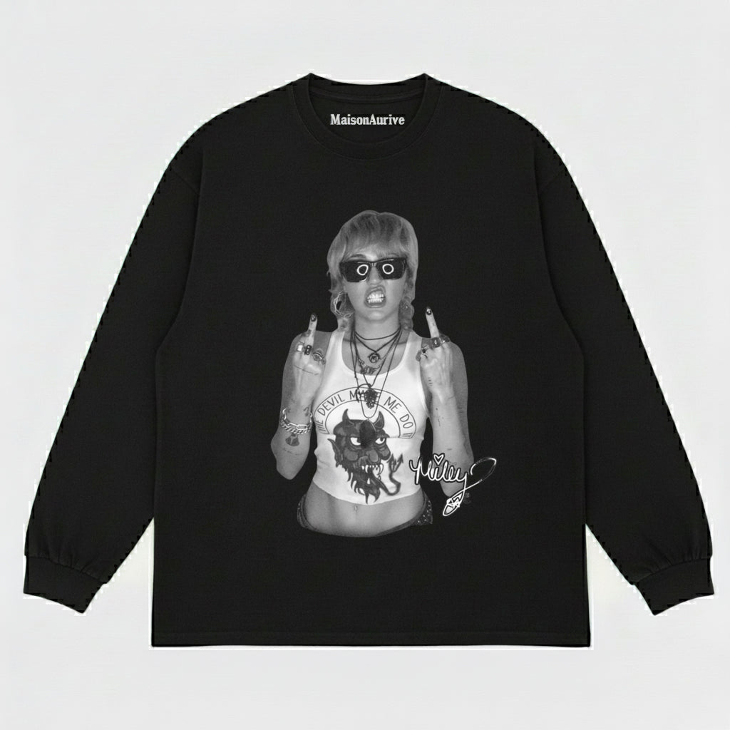 MaisonAurive Washed Hip-Hop Tee – Baddie Devil Print Gesture Portrait Waterwashed Charcoal