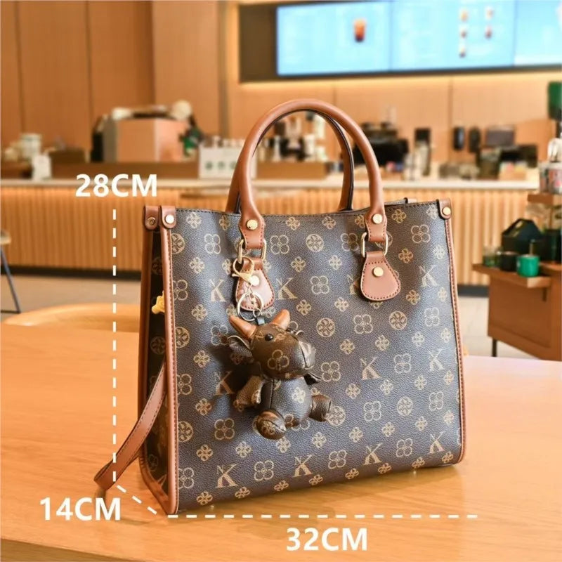 Kevyt luksusbrändin naisten laukku muodikas ja monipuolinen yksiolkainen crossbody huippuluokan käsilaukku suurella tilavuudella