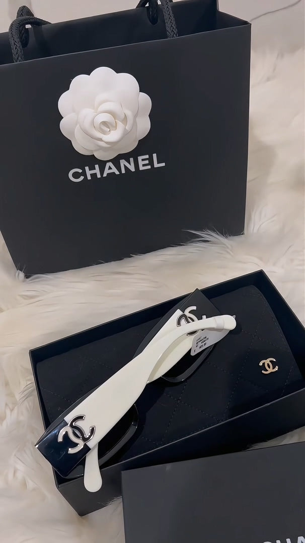 Occhiali da sole rettangolari in acetato alla moda
