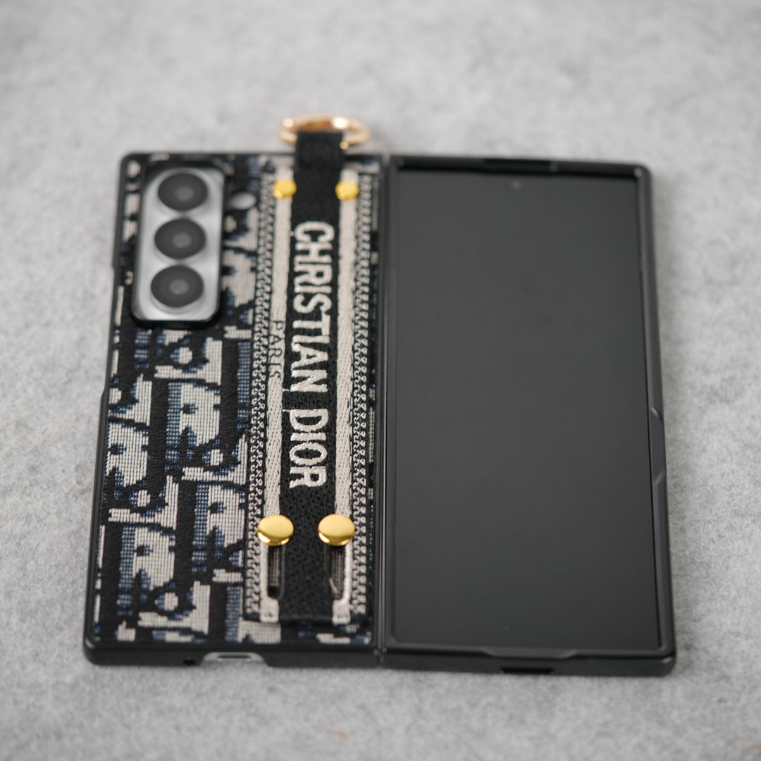 حافظة مطرزة بحزام العلامة التجارية الفاخرة C Dior لهاتف Samsung Z Fold