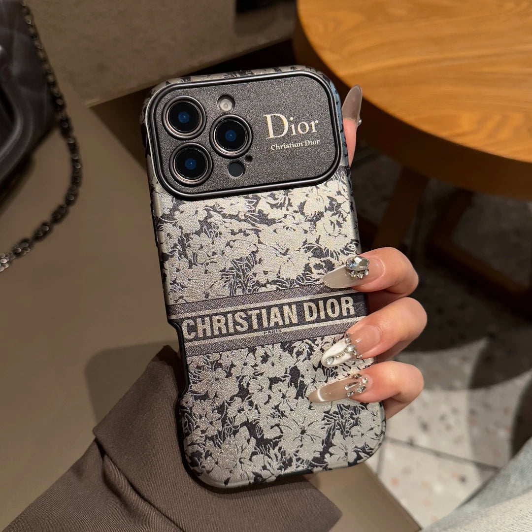 Chic Floral Design iPhone Case — Premium Protection with Elegant Design